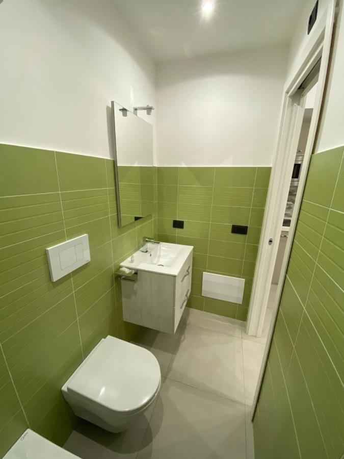 Room25Mq Cercola Exterior photo